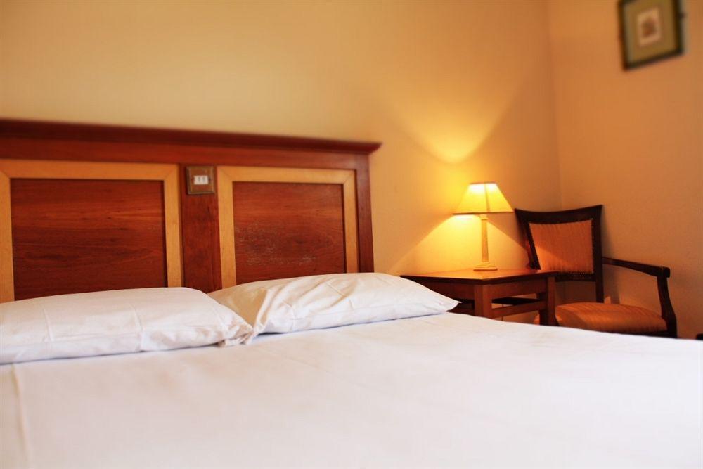 Lynams Hotel Dublin Kültér fotó